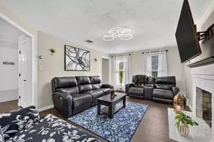 8 Mark's Way, Sutton, MA 01590 - Photo 4