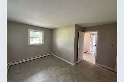 293 Russell St #B, Hadley, MA 01035 - Photo 6