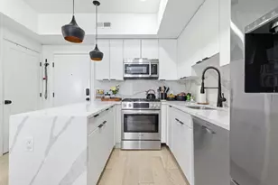 101 Condor St, Boston, MA 02128 - Photo 4