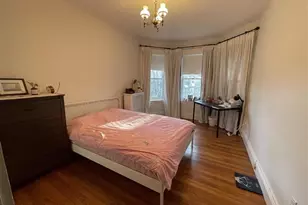 183 Babcock St, Brookline, MA 02446 - Photo 8