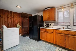 105 State St, Buckland, MA 01370 - Photo 24