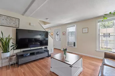 29 Lindsey Ln, Dracut, MA 01826 - Photo 4