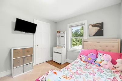 211 Lynn Fells Pkwy, Saugus, MA 01906 - Photo 24
