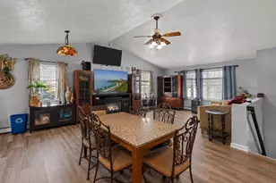 175 Slade St, Fall River, MA 02724 - Photo 8