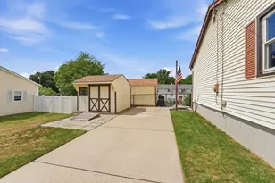 45 Kane Rd, Holyoke, MA 01040 - Photo 18