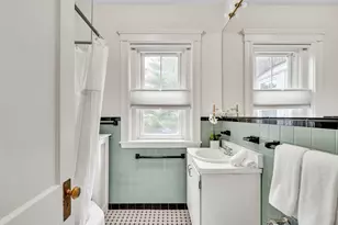 58 Pleasant St, Brookline, MA 02446 - Photo 18