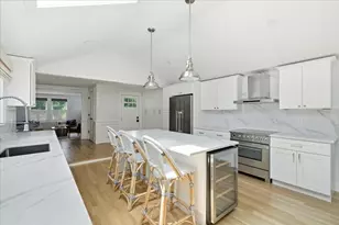 19 Planters Field Ln, Hingham, MA 02043 - Photo 2