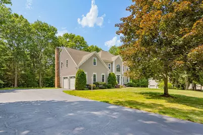 43 Northern Spy Rd, Franklin, MA 02038 - Photo 2