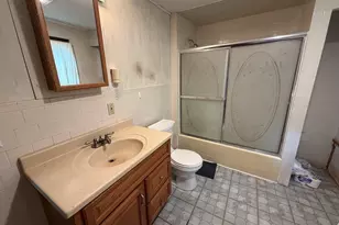 13 Church St, Boston, MA 02136 - Photo 10