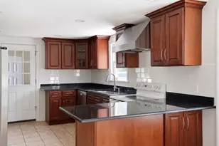 179 Liberty, Braintree, MA 02184 - Photo 6