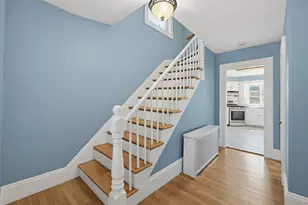 210 Pleasant St, Marblehead, MA 01945 - Photo 8