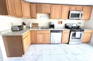 131 Bellwood Cir, Bellingham, MA 02019 - Photo 2