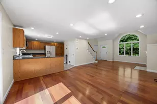 12 S Sandwich Rd, Sandwich, MA 02563 - Photo 8