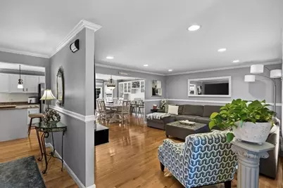 112 Village Gate Dr, Bridgewater, MA 02324 - Photo 14