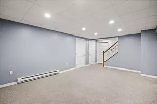 112 Village Gate Dr, Bridgewater, MA 02324 - Photo 32