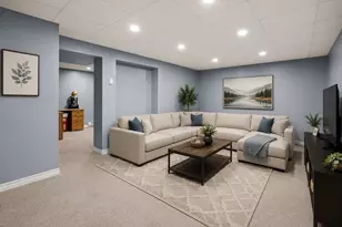 112 Village Gate Dr, Bridgewater, MA 02324 - Photo 30