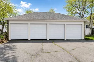 278 Greenwood St, Worcester, MA 01607 - Photo 30