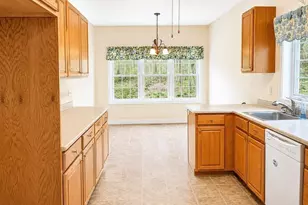 30 Steinbeck St, Tyngsborough, MA 01879 - Photo 16