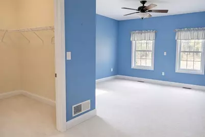 30 Steinbeck Street, Tyngsborough, MA 01879 - Photo 8