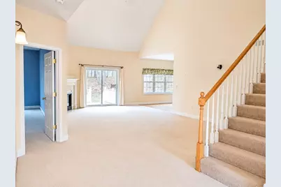 30 Steinbeck Street, Tyngsborough, MA 01879 - Photo 4