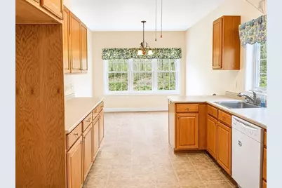 30 Steinbeck Street, Tyngsborough, MA 01879 - Photo 16