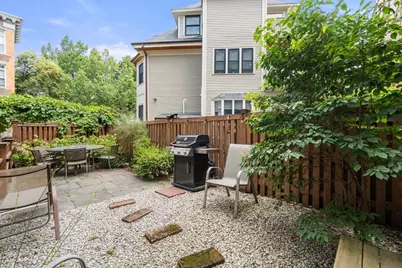 147 Fuller St #2, Brookline, MA 02446 - Photo 30