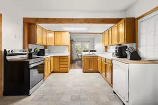 17 Tampa St, Worcester, MA 01604 - Photo 6