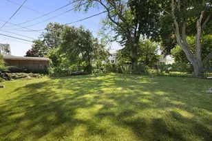 17 Tampa St, Worcester, MA 01604 - Photo 32