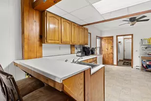 17 Tampa St, Worcester, MA 01604 - Photo 10