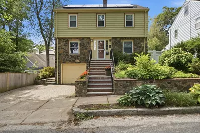 12 Chester St, Arlington, MA 02476 - Photo 2