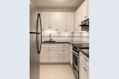 19 Winchester St #402, Brookline, MA 02446 - Photo 4