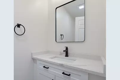 43 Watkins St, Gardner, MA 01440 - Photo 16