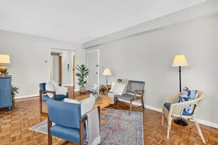 101 Mulberry St, Springfield, MA 01105 - Photo 2