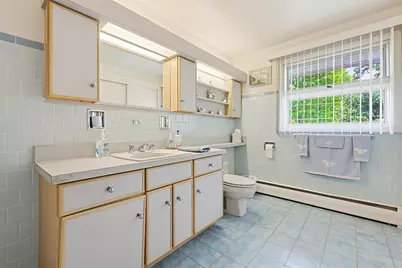 251 Millbury St, Auburn, MA 01501 - Photo 24