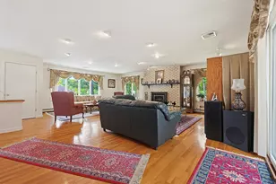 251 Millbury St, Auburn, MA 01501 - Photo 8