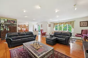251 Millbury St, Auburn, MA 01501 - Photo 10