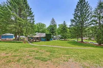 251 Millbury St, Auburn, MA 01501 - Photo 42