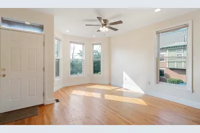 85 Fort Ave #1, Boston, MA 02119 - Photo 4