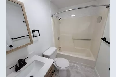 5 Lenox St #4, Lowell, MA 01852 - Photo 12