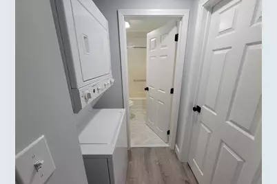 5 Lenox St #4, Lowell, MA 01852 - Photo 34