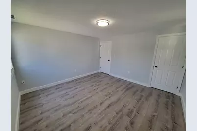 5 Lenox St #4, Lowell, MA 01852 - Photo 28
