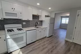 5 Lenox St, Lowell, MA 01852 - Photo 2