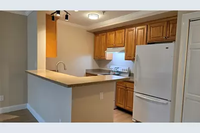 24 Forge Pond #B, Canton, MA 02021 - Photo 2