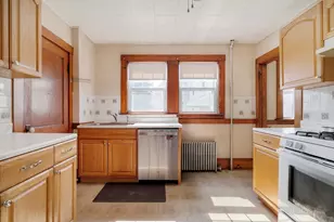 40-42 Elmira St, Boston, MA 02135 - Photo 12
