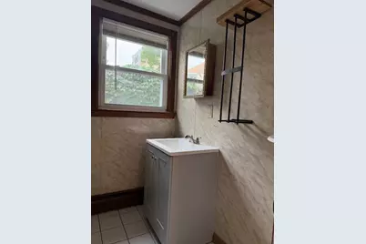 58 Forest St, Fall River, MA 02721 - Photo 10