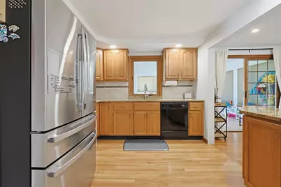 19 Weir Rd, Waltham, MA 02451 - Photo 6