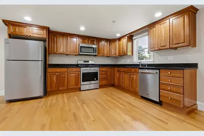 10 Friend Ct #3, Wenham, MA 01984 - Photo 6