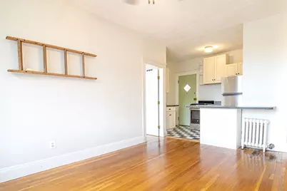 185 Chestnut Hill Ave #18, Boston, MA 02135 - Photo 2