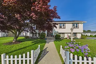 6 Lighthouse Ln, New Bedford, MA 02744 - Photo 4