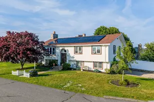 6 Lighthouse Ln, New Bedford, MA 02744 - Photo 1